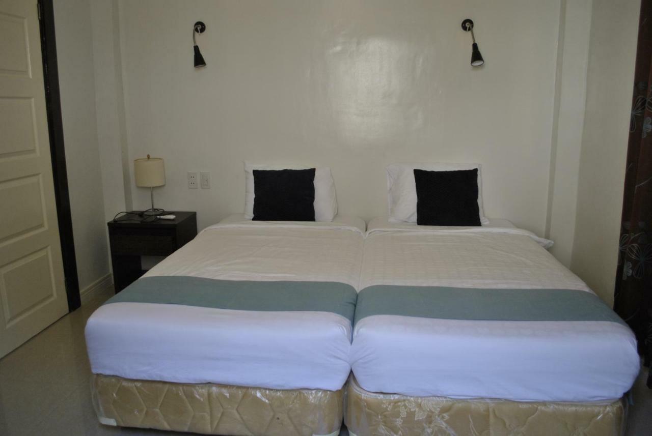Lagoon Beach Resort Gitagun Ngoại thất bức ảnh